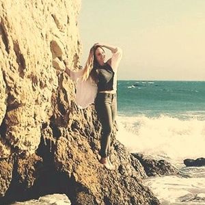 Lover of yoga, adventure, hiking, dogs, clothing!